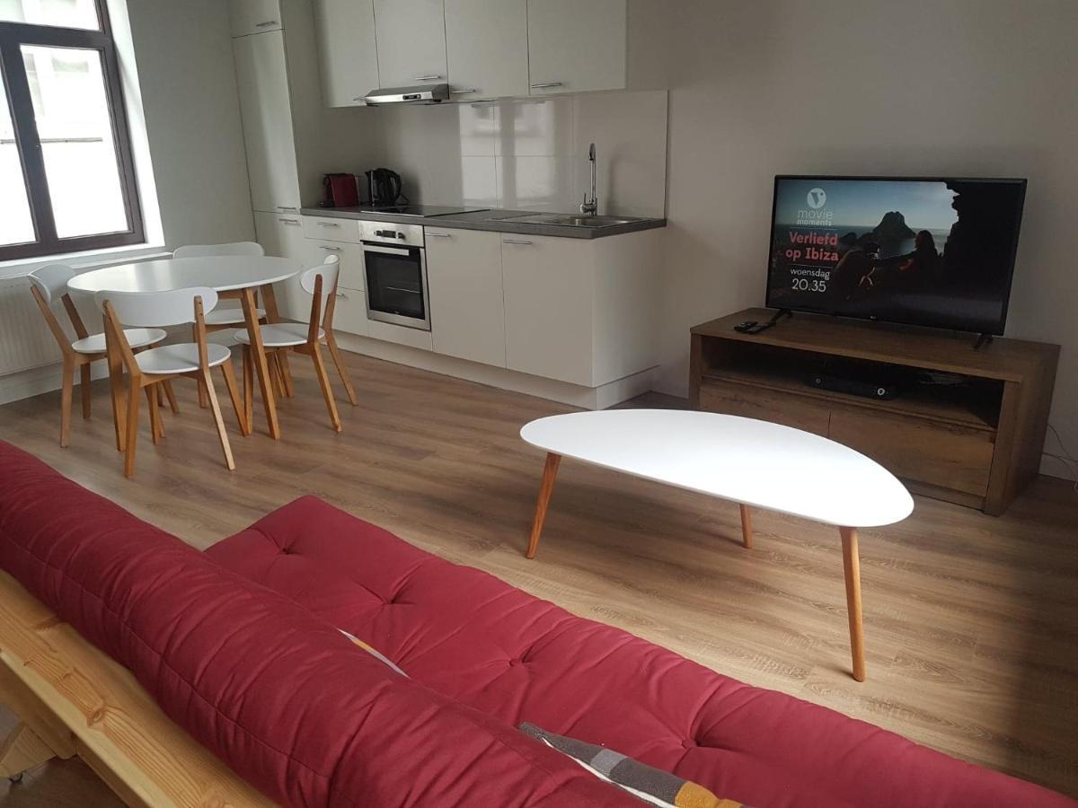 Al in den Aap gelogeerd? Appartement Mechelen Buitenkant foto